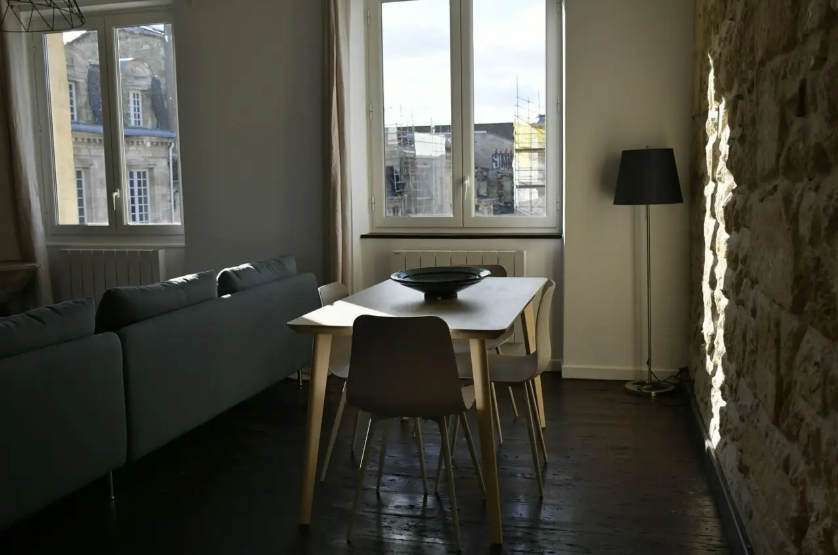 Appartement, meublé, 2 pièces, 55m² à Bordeaux (33000) — photo 2