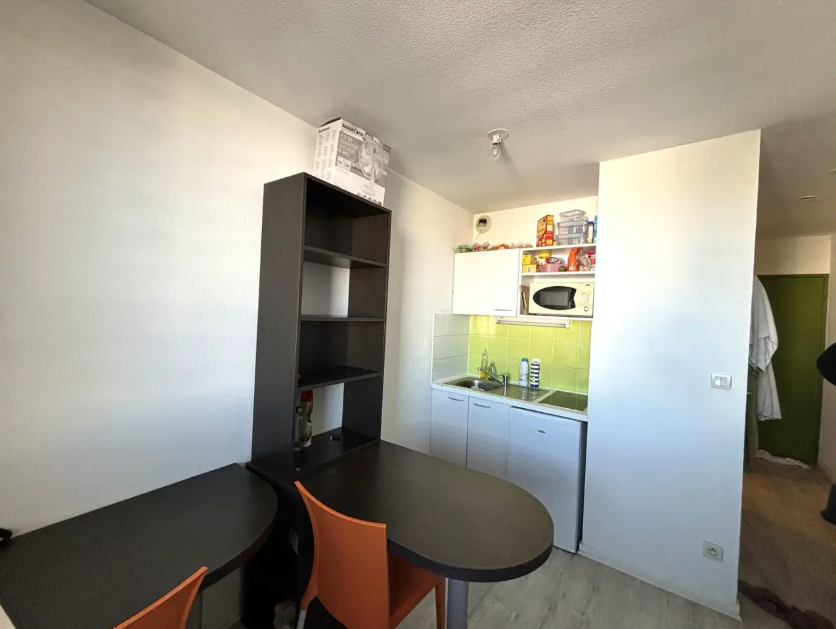 Appartement, meublé, 1 pièce, 18m² à Nîmes (30000) — photo principale
