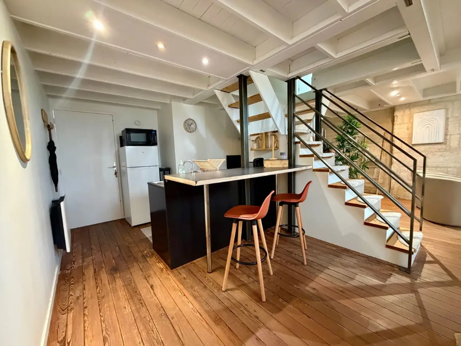 Appartement, meublé, 3 pièces, 75m² à Bordeaux (33000) — photo 2