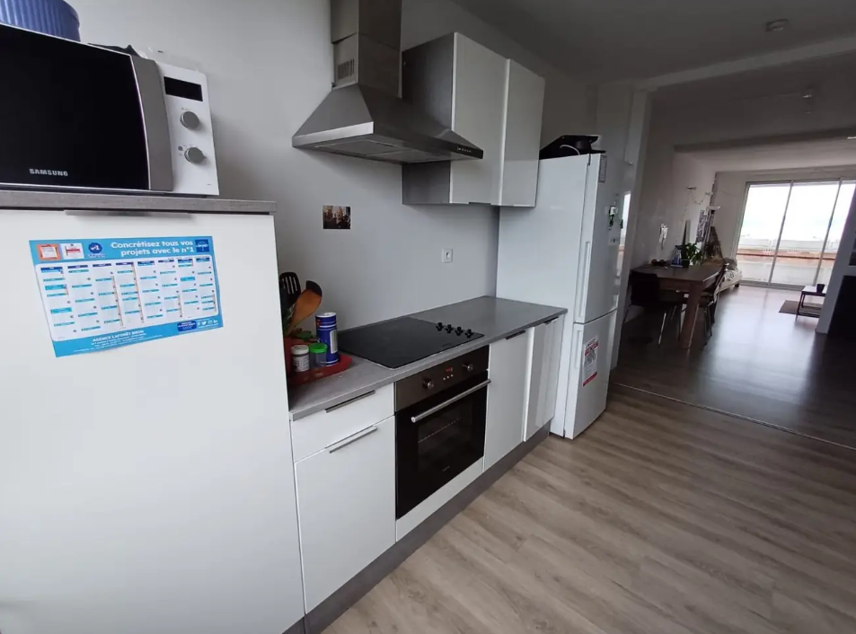Appartement, meublé, 4 pièces, 74m² à Bron (69500) — photo 3
