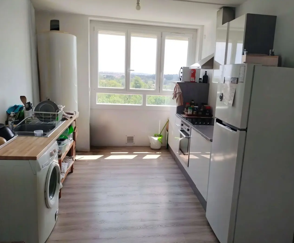 Appartement, meublé, 4 pièces, 74m² à Bron (69500) — photo 5