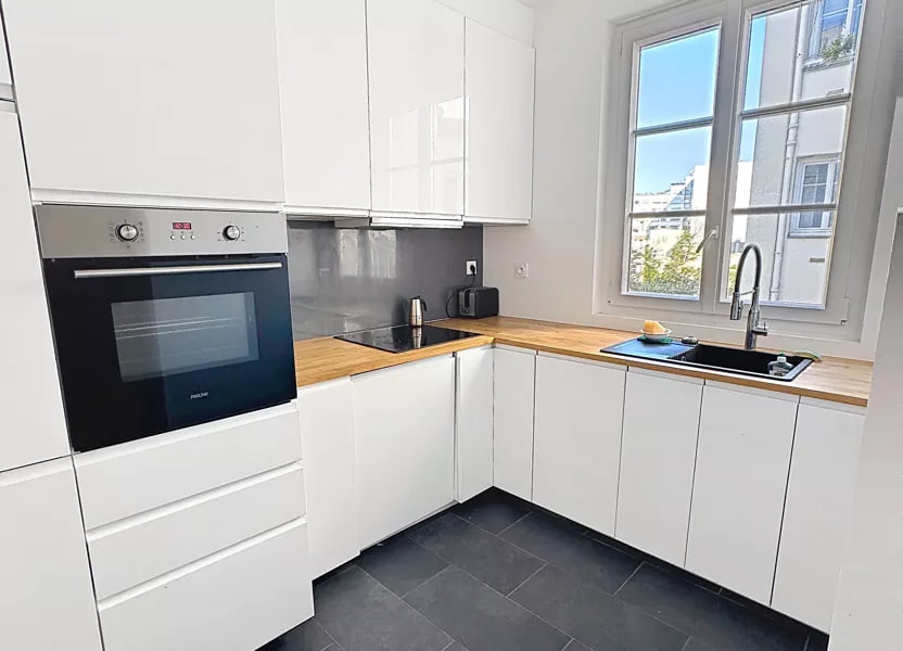 Appartement, meublé, 2 pièces, 52m² à Paris (75011) — photo 2