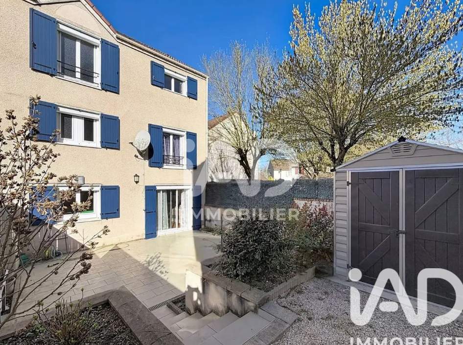 Maison, meublé, 7 pièces, 142m² à Plaisir (78370) — photo principale