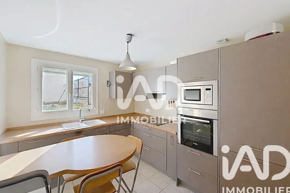 Maison, meublé, 7 pièces, 142m² à Plaisir (78370) — photo 3