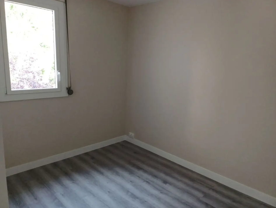 Appartement, non meublé, 2 pièces, 46m² à Suresnes (92150) — photo 2