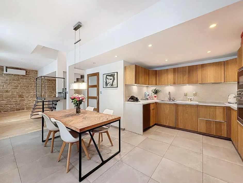 Appartement, meublé, 3 pièces, 80m² à Lyon (69006) — photo principale