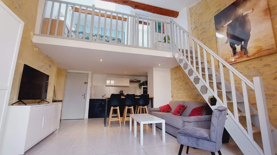 Appartement, meublé, 1 pièce, 42m² à Nîmes (30900) — photo 4