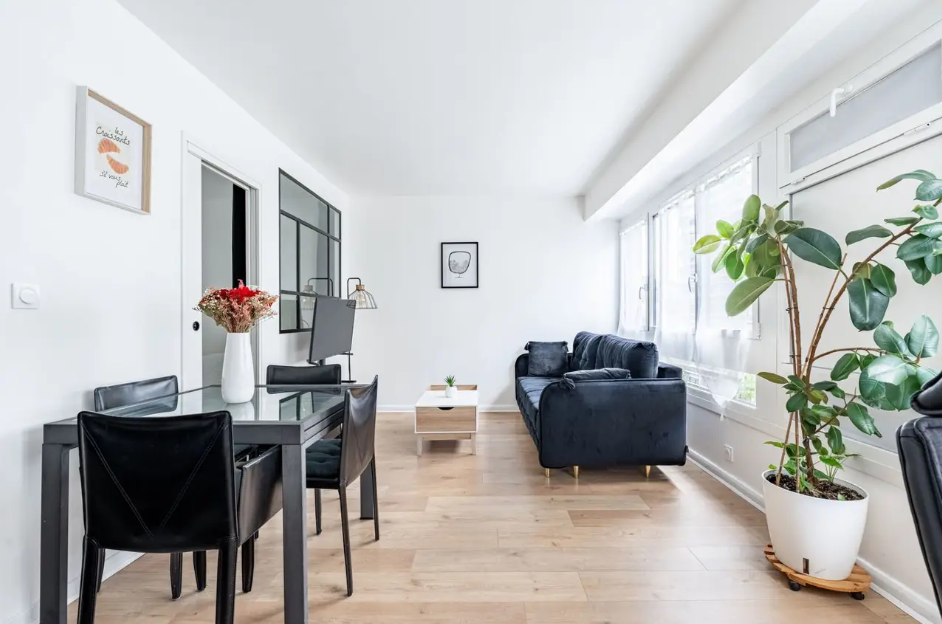 Appartement, meublé, 2 pièces, 36m² à Paris (75018) — photo principale