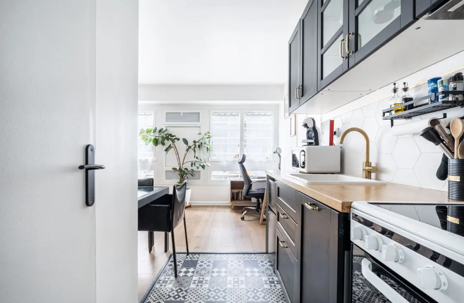 Appartement, meublé, 2 pièces, 36m² à Paris (75018) — photo 2