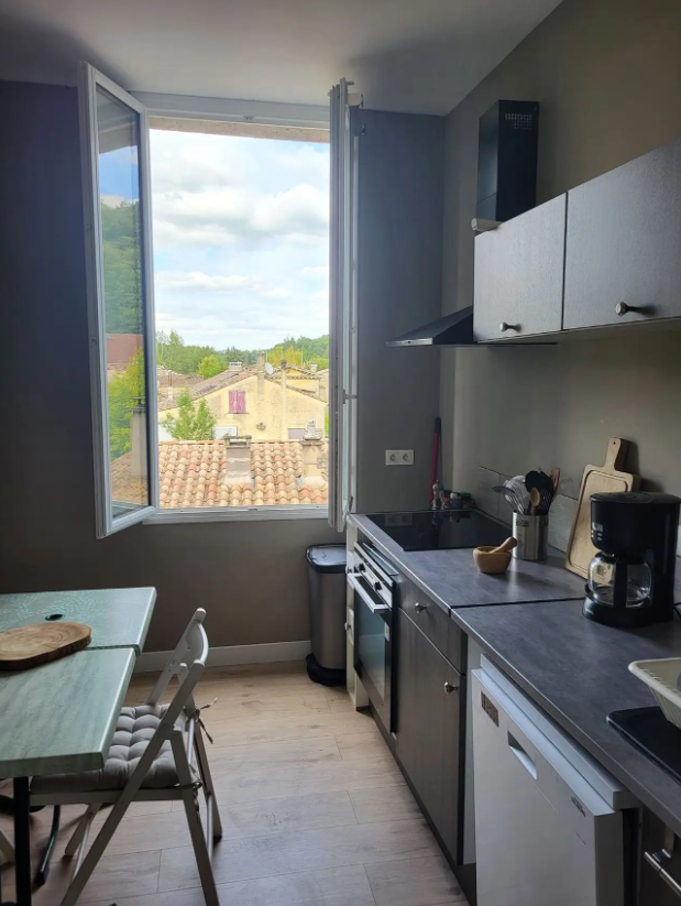 Appartement, meublé, 3 pièces, 82m² à Le Tourne (33550) — photo 4