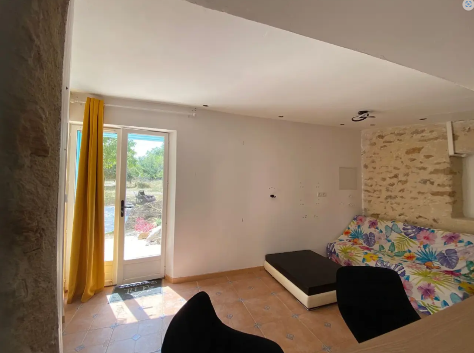 Maison, meublé, 1 pièce, 30m² à Saint-André-de-Lidon (17260) — photo principale