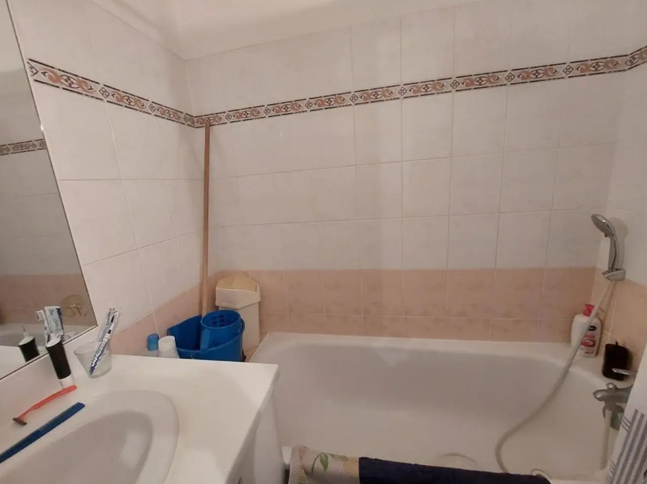 Appartement, meublé à Vauvert (30600) — photo 3