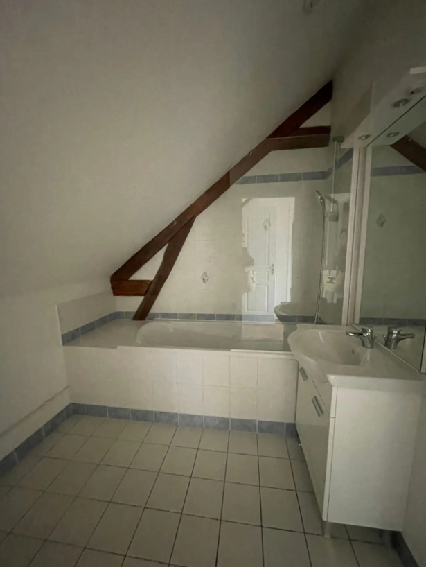 Appartement, non meublé, 2 pièces, 38m² à Bréval (78980) — photo 3