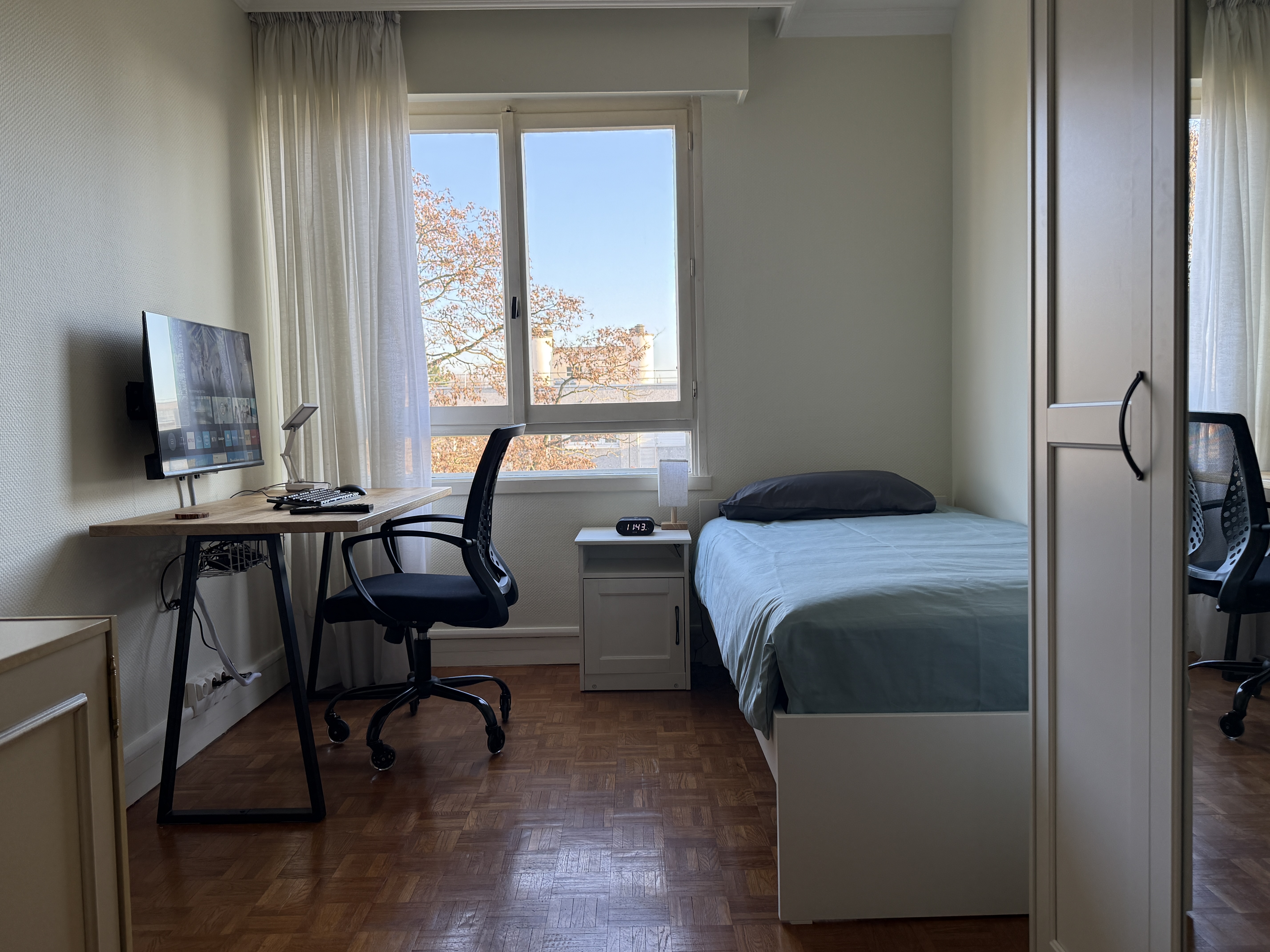 Chambre, meublé, 9 pièces, 170m² à Massy (91300) — photo 3