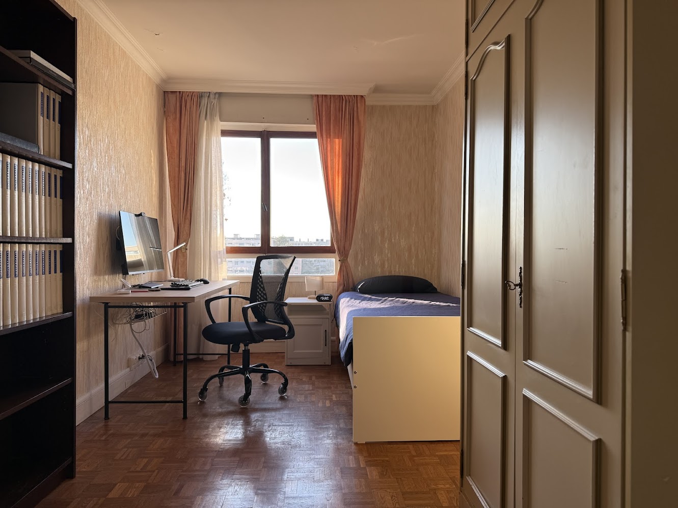 Chambre, meublé, 9 pièces, 170m² à Massy (91300) — photo 5