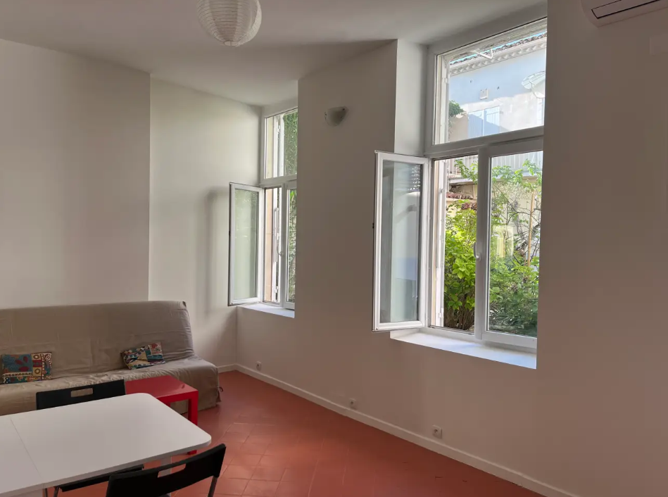 Appartement, meublé, 2 pièces, 38m² à Nîmes (30000) — photo 3