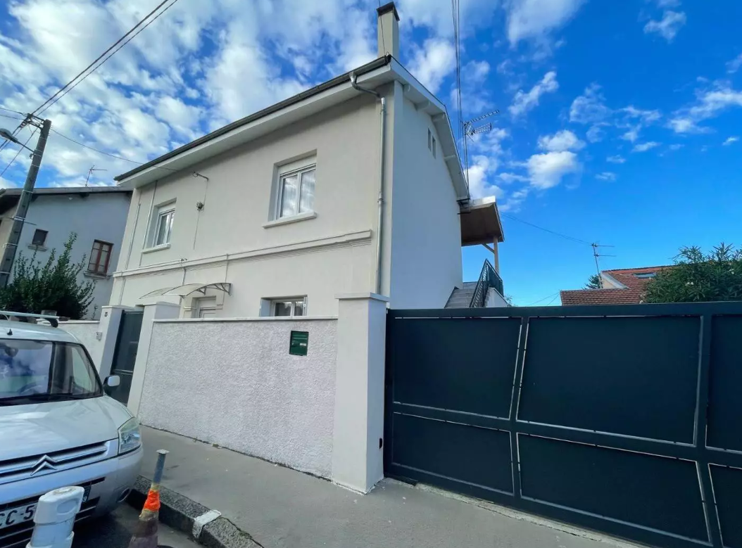 Appartement, meublé, 1 pièce, 62m² à Vénissieux (69200) — photo principale