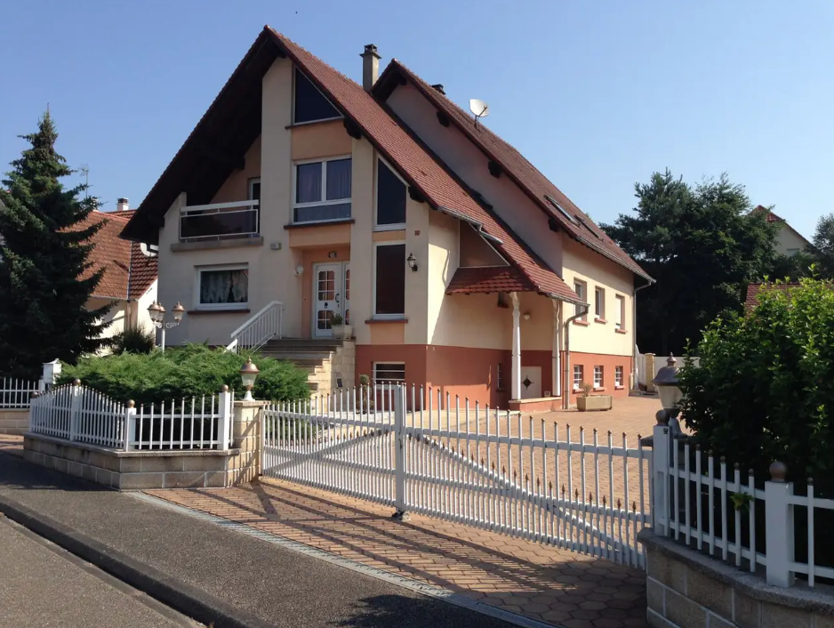 Appartement, meublé, 4 pièces, 110m² à Betschdorf (67660) — photo 2