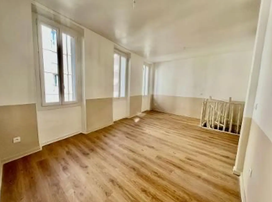 Appartement, non meublé, 4 pièces, 79m² à Marseille (13007) — photo principale