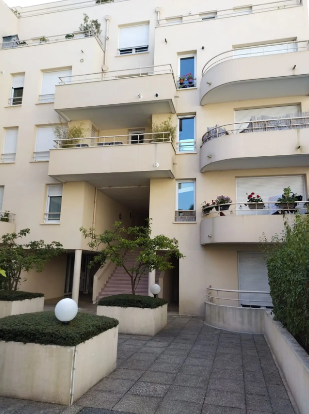 Appartement, meublé, 2 pièces, 50m² à Chaville (92370) — photo 4