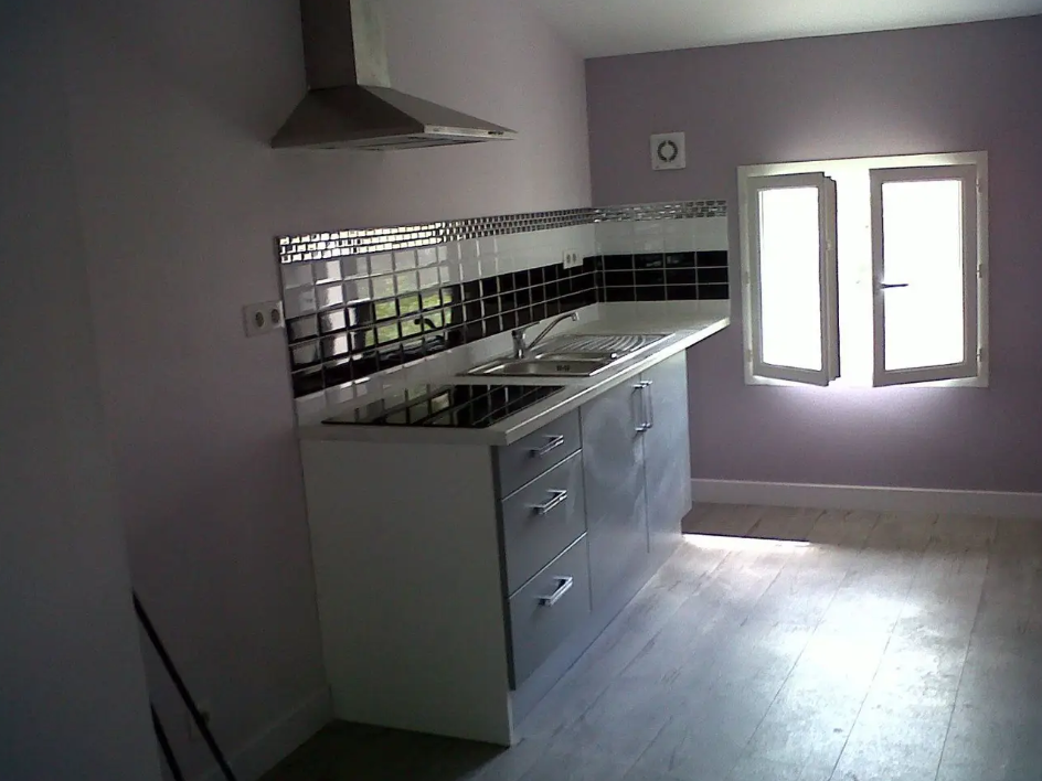 Appartement, non meublé, 2 pièces, 43m² à Pons (17800) — photo principale