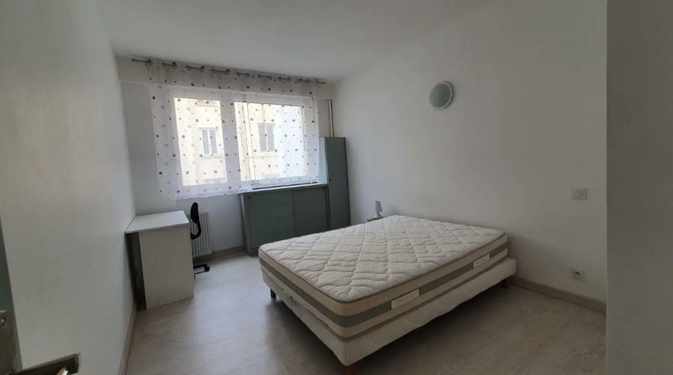 Appartement, meublé, 1 pièce, 27m² à Saint-Étienne (42000) — photo 5