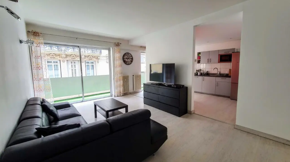 Appartement, meublé, 1 pièce, 27m² à Saint-Étienne (42000) — photo principale