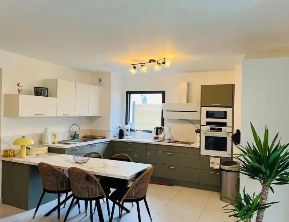 Appartement, meublé, 2 pièces, 65m² à Quimper (29000) — photo 2