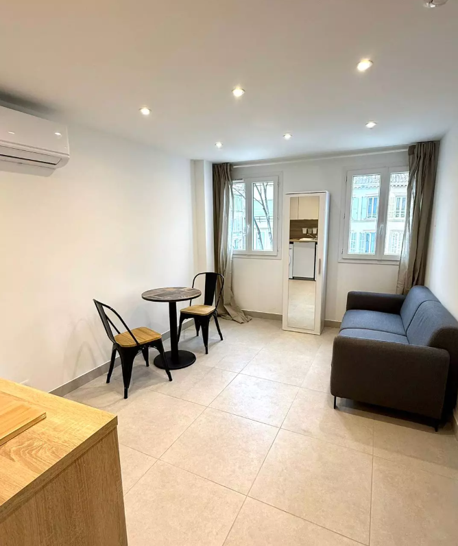 Appartement, meublé, 21m² à Marseille (13005) — photo 3