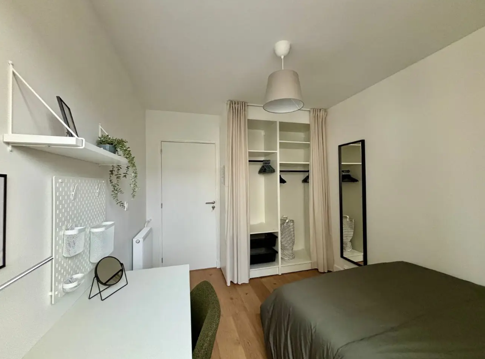 Appartement, meublé, 5 pièces, 90m² à Rennes (35200) — photo 4