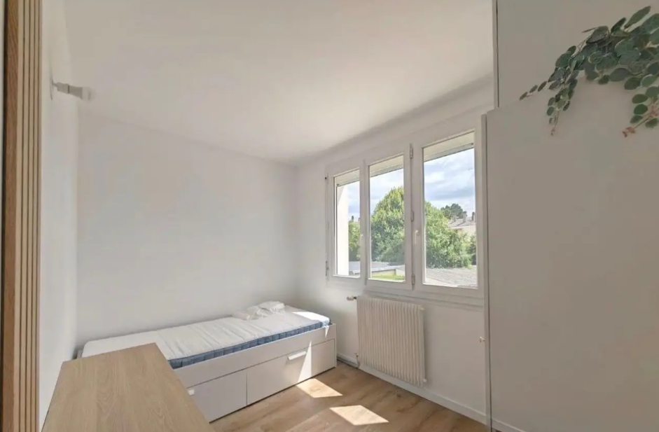 Chambre, meublé à Angers (49000) — photo 2