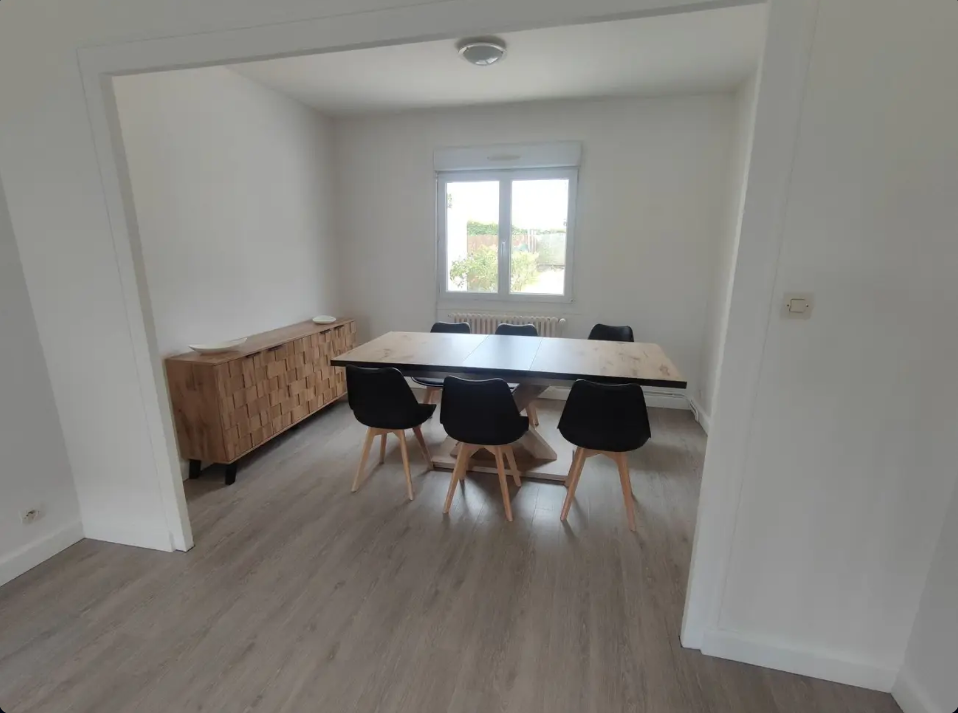 Maison, meublé, 5 pièces, 91m² à Angers (49000) — photo 2