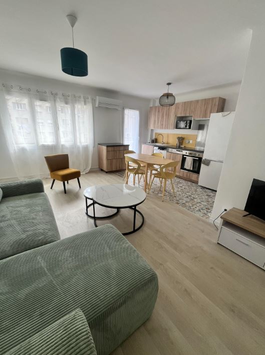 Appartement, meublé, 5 pièces, 82m² à Marseille (13007) — photo 3