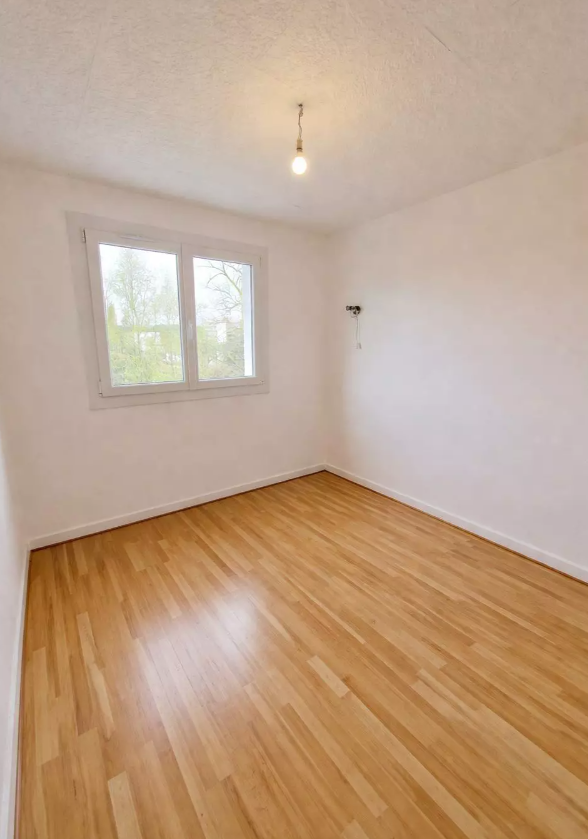 Appartement, non meublé, 4 pièces, 80m² à Villeneuve-d'Ascq (59491) — photo 5
