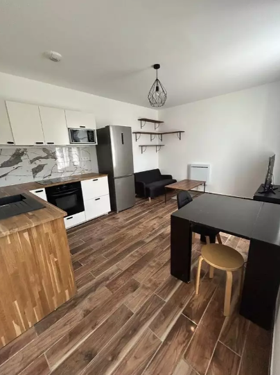 Maison, meublé, 2 pièces, 35m² à Tours (37100) — photo 2