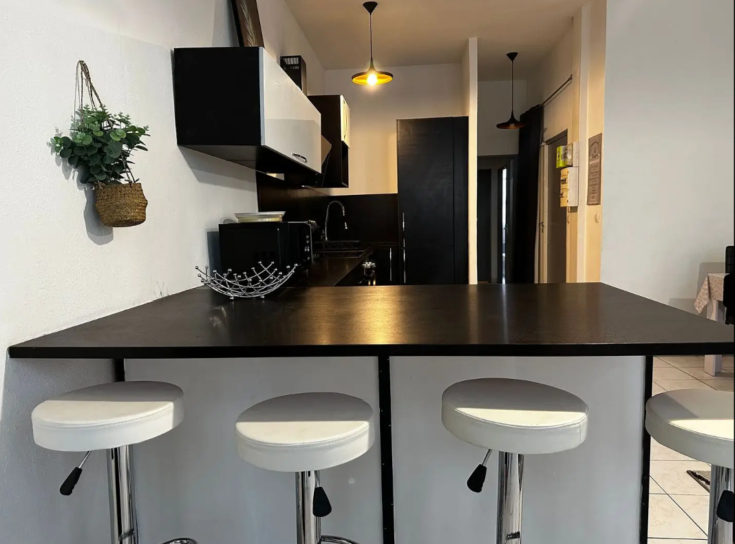 Appartement, meublé, 2 pièces, 53m² à Marseille (13001) — photo 4