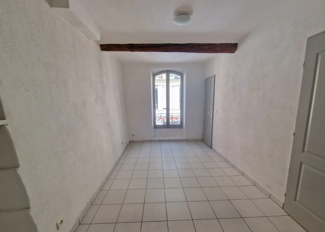 Appartement, meublé, 2 pièces, 45m² à Eyguières (13430) — photo 5