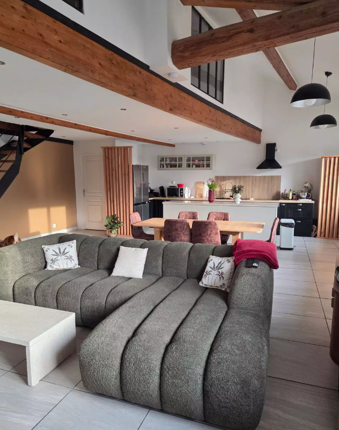 Appartement, non meublé, 3 pièces, 82m² à Belleville-en-Beaujolais (69220) — photo 2