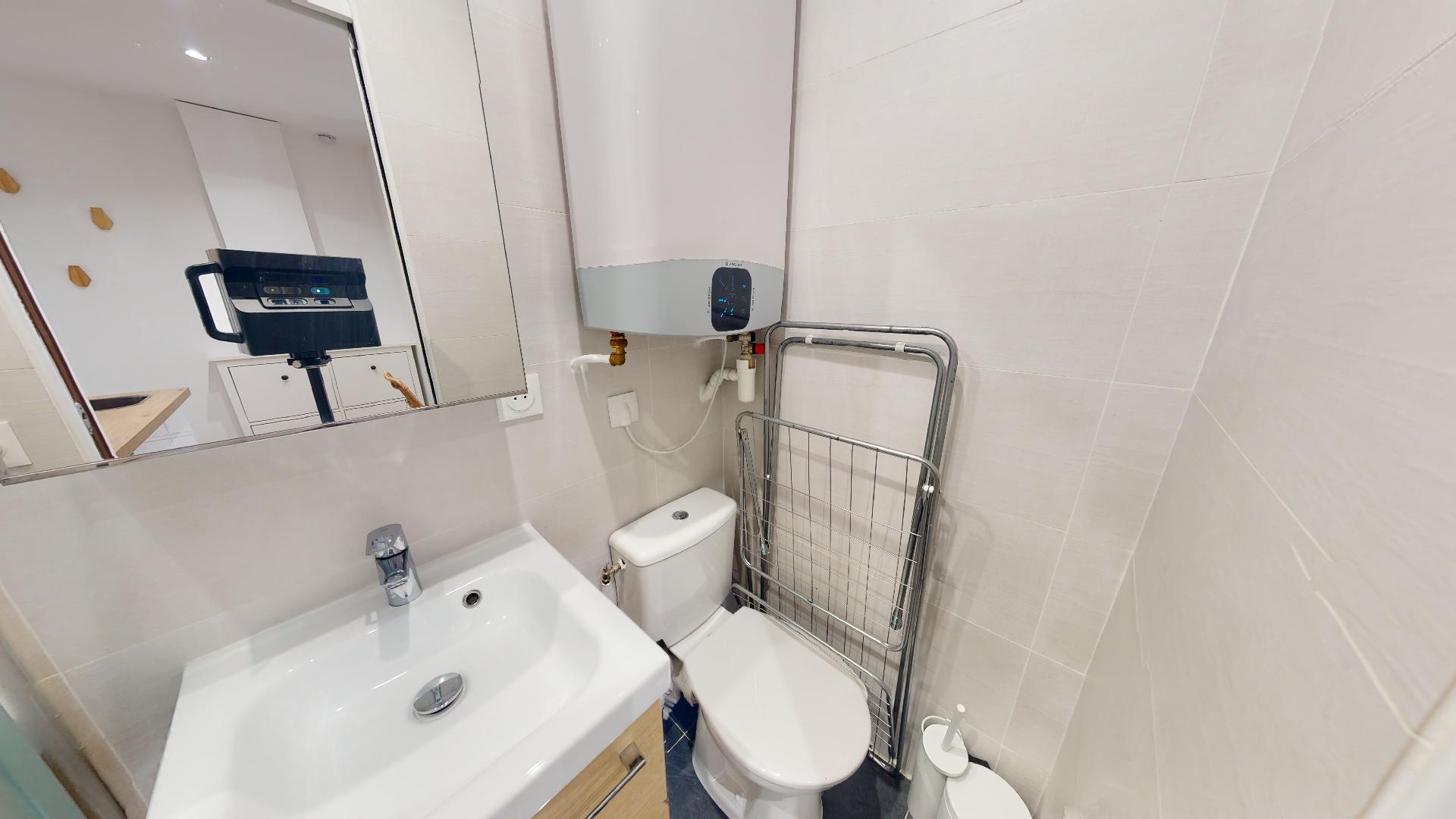 Appartement, meublé, 1 pièce, 15m² à Paris (75011) — photo principale