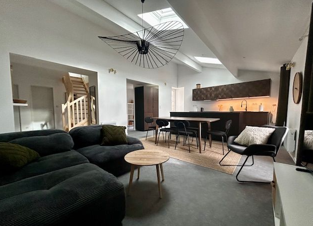 Appartement, meublé, 4 pièces, 94m² à Blaye (33390) — photo 2
