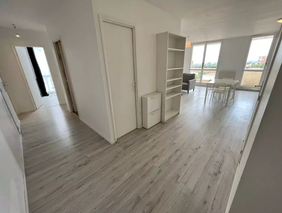 Appartement, meublé, 5 pièces, 93m² à Wattignies (59139) — photo 2