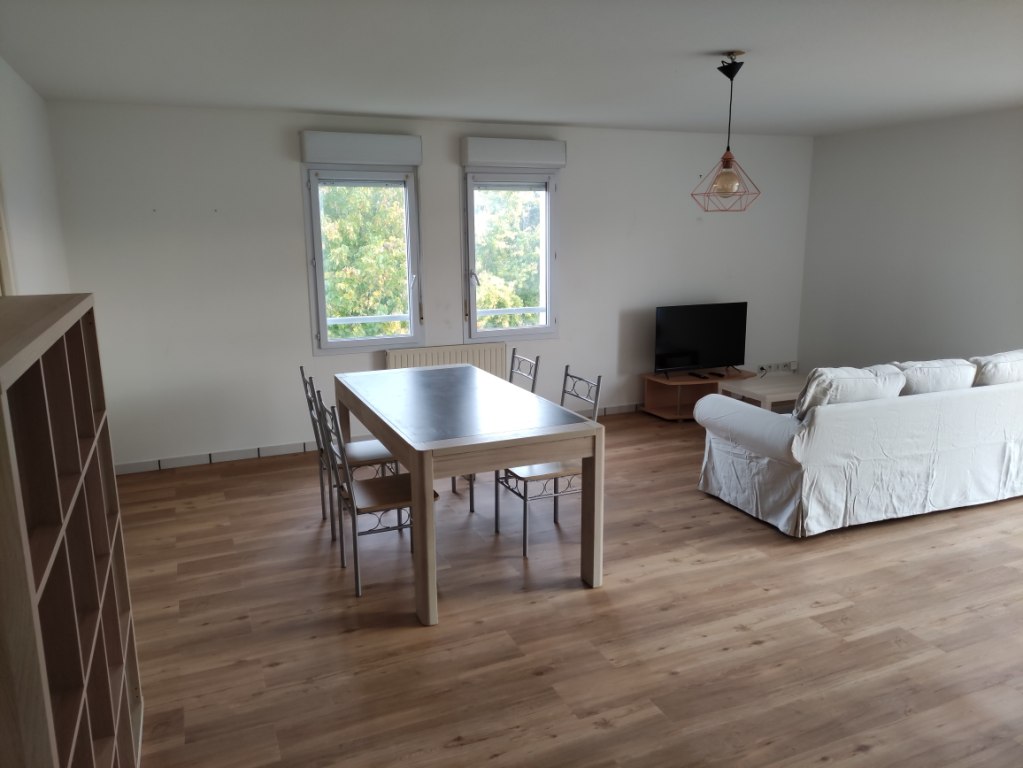 Appartement, meublé, 4 pièces, 86m² à Poitiers (86000) — photo 4