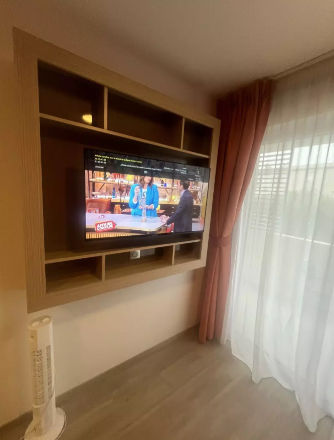 Appartement, meublé, 1 pièce à Uzès (30700) — photo 2
