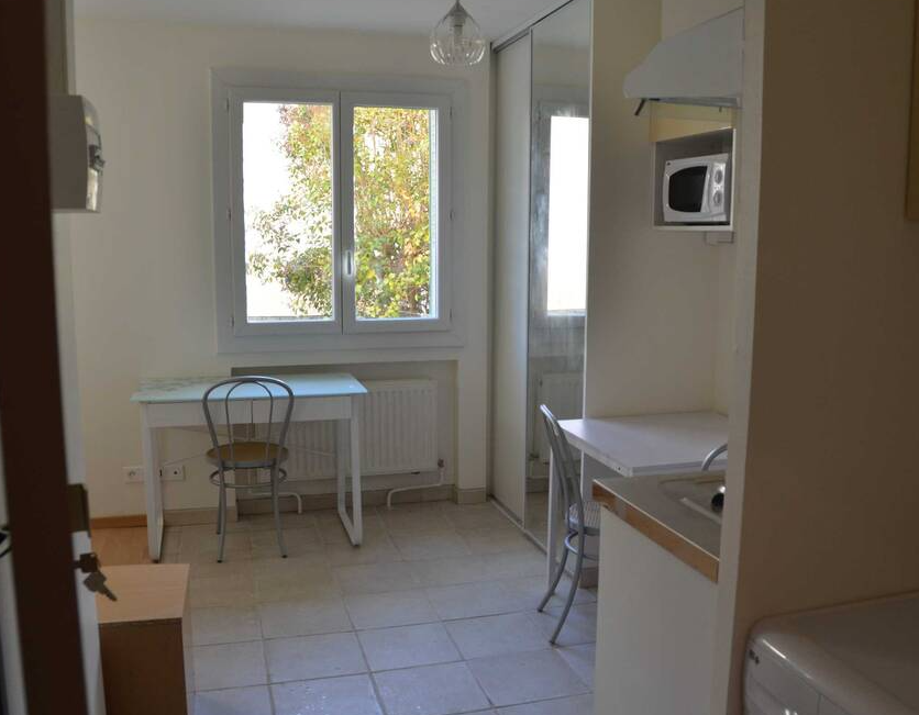 Appartement, meublé, 1 pièce, 16m² à Aix-en-Provence (13090) — photo 2