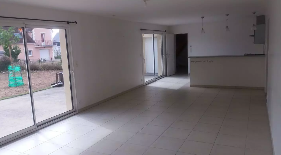 Maison, non meublé, 7 pièces, 151m² à Changé (72560) — photo 4