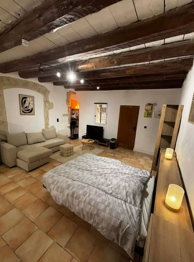 Appartement, meublé, 1 pièce, 35m² à Nîmes (30000) — photo 2