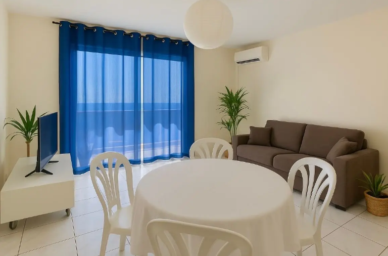 Appartement, meublé, 4 pièces, 80m² à Nîmes (30900) — photo 4