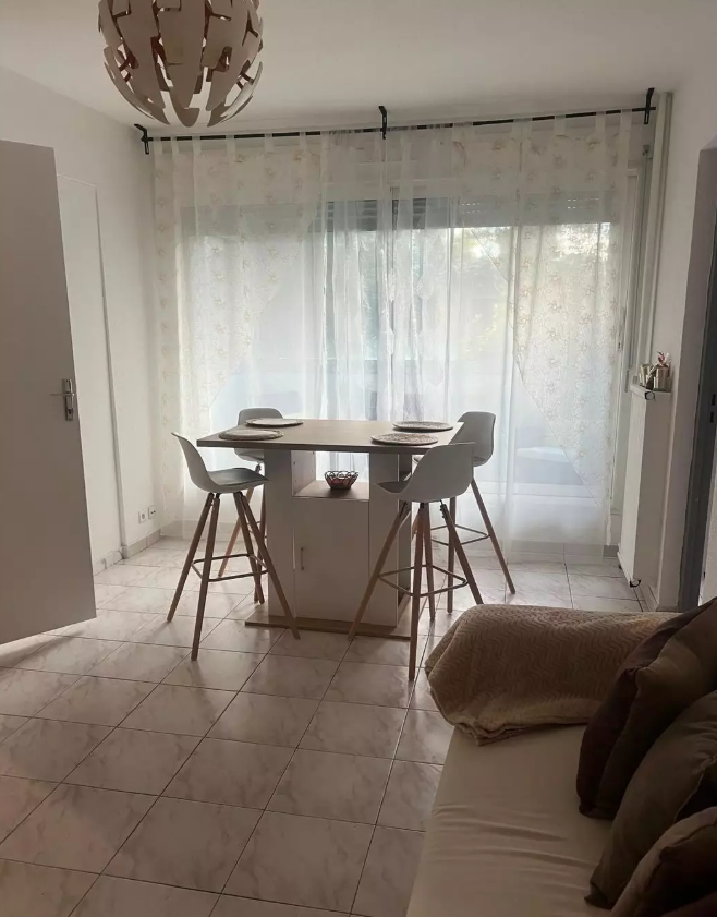 Appartement, meublé, 5 pièces, 101m² à Grenoble (38100) — photo principale