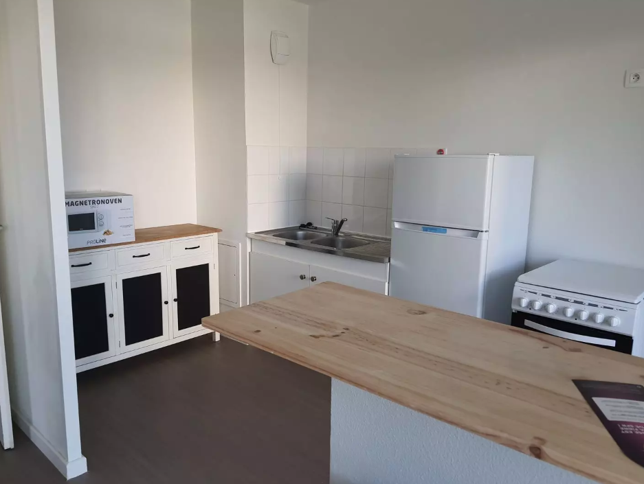 Appartement, meublé, 4 pièces, 83m² à Bordeaux (33300) — photo 2