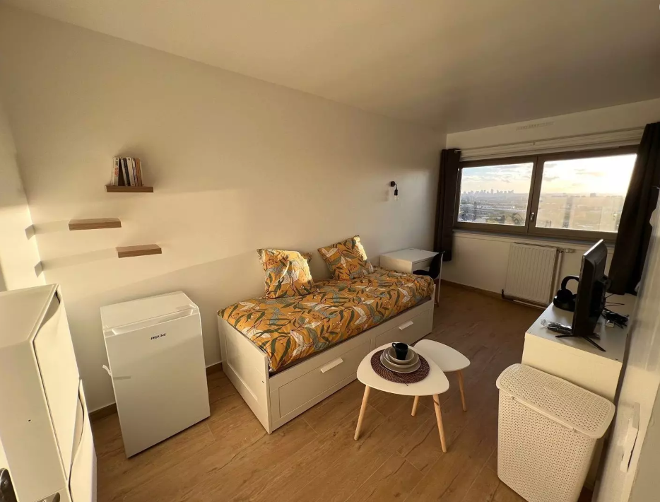 Appartement, meublé, 78m² à Épinay-sur-Seine (93800) — photo 2
